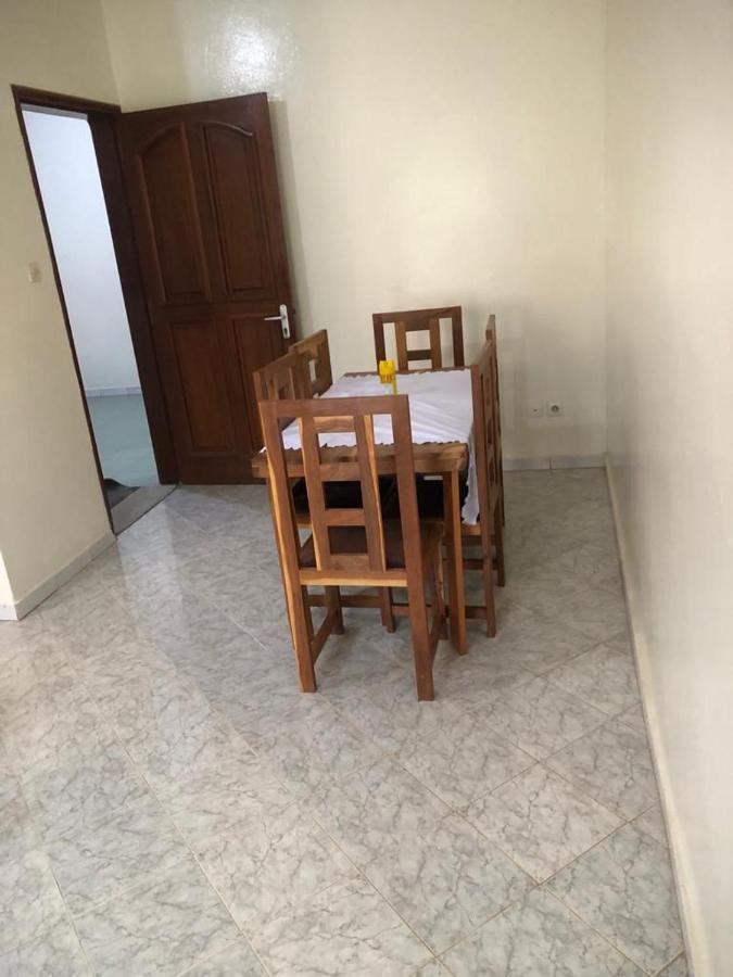 דקר Appartement Luxueux מראה חיצוני תמונה